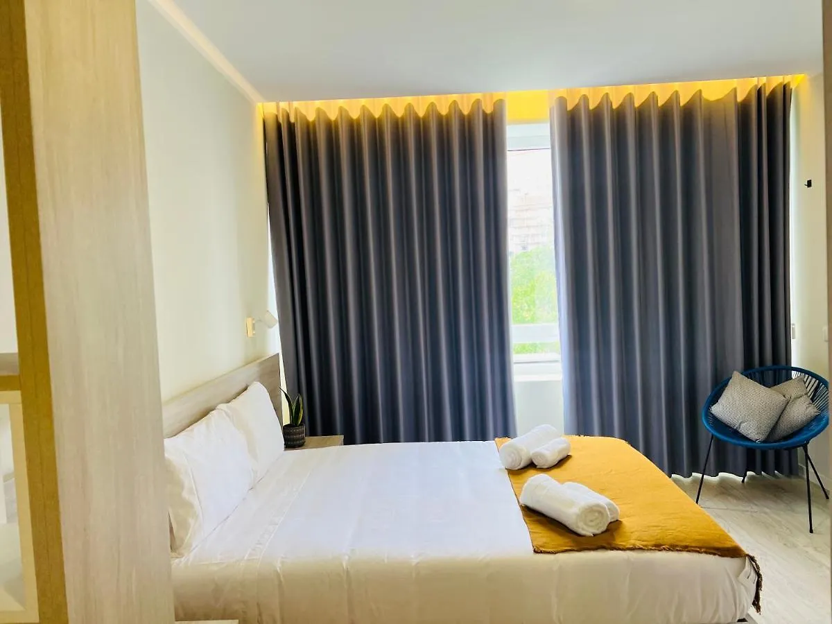 Estudio Plaza Coimbra Apartment